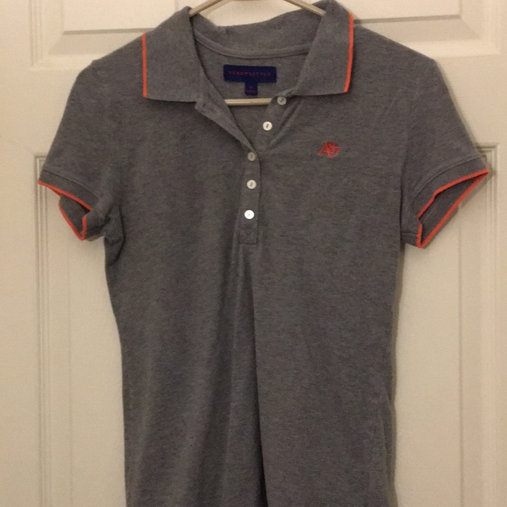 ✏️📚3 for $10📚✏️ Gray short sleeve polo